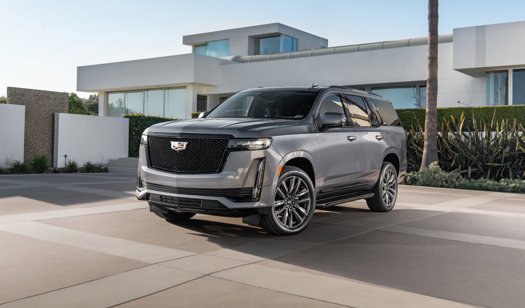 Большой внедорожник Cadillac Escalade Platinum Sport 2021 года