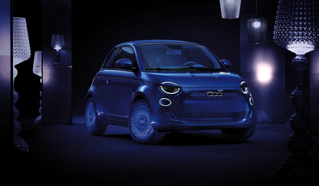 Миниатюрный автомобиль Fiat 500 Kartell 2020 года