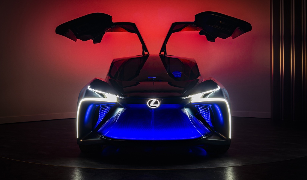 Автомобиль Lexus LF-30, 2020 года с открытыми дверями 
