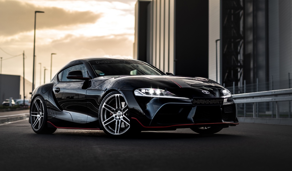 Черный автомобиль Manhart Supra GR 450 2020 года 