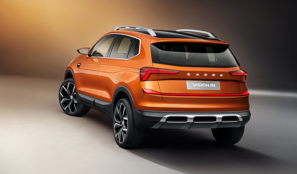 Оранжевый внедорожник Skoda Vision IN 2020 года вид сзади