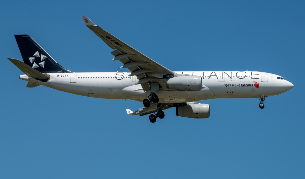 Пассажирский  Airbus A330-200 авиакомпании Air China