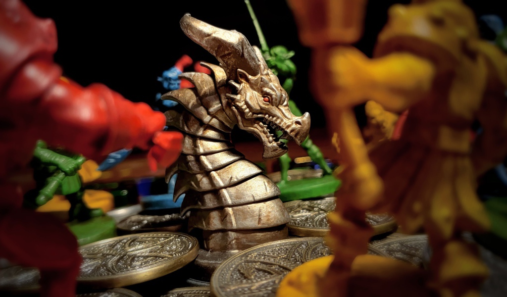 Статуэтка дракон с монетами 
