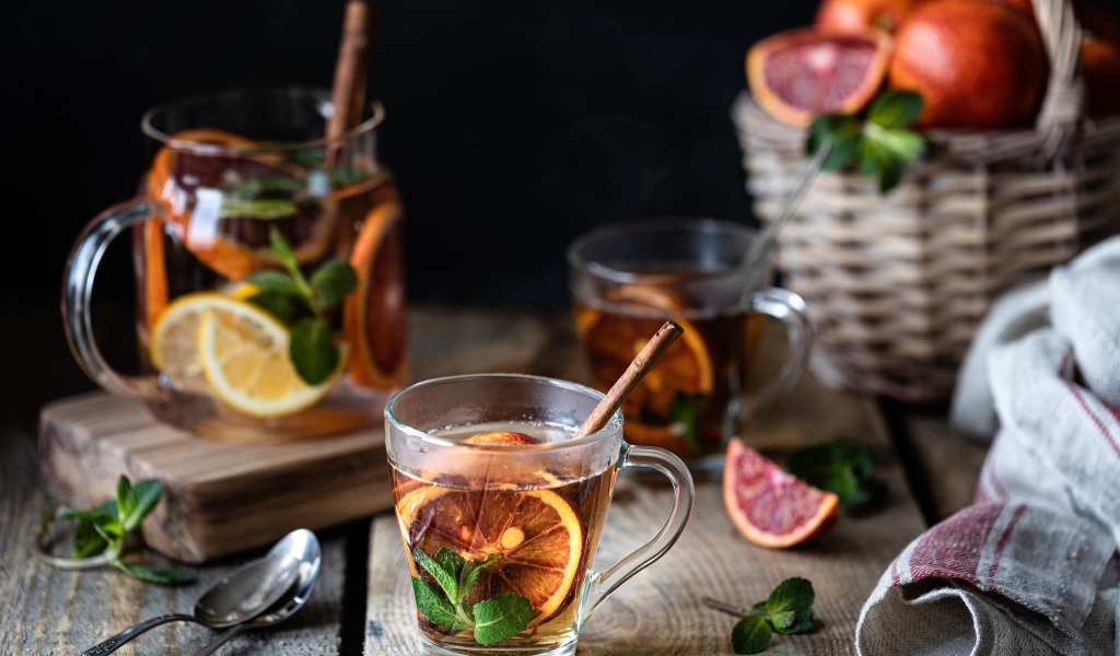 Вкусный чай с мятой и сушеными лимонами