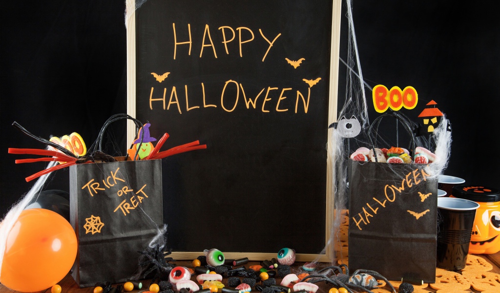 Сладости и декор на праздник Хэллоуин