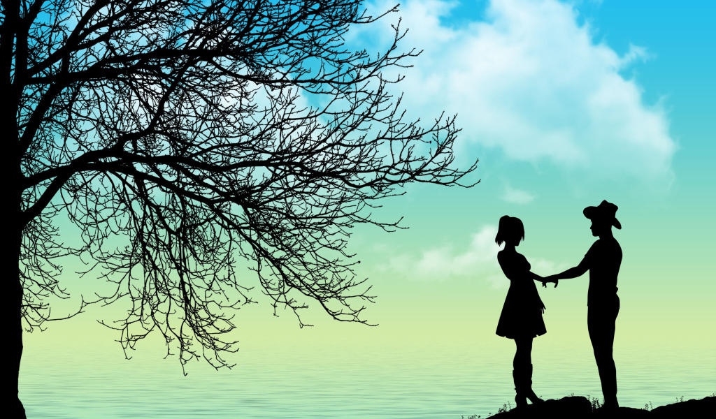 Силуэт влюбленной пары у дерева на берегу моря