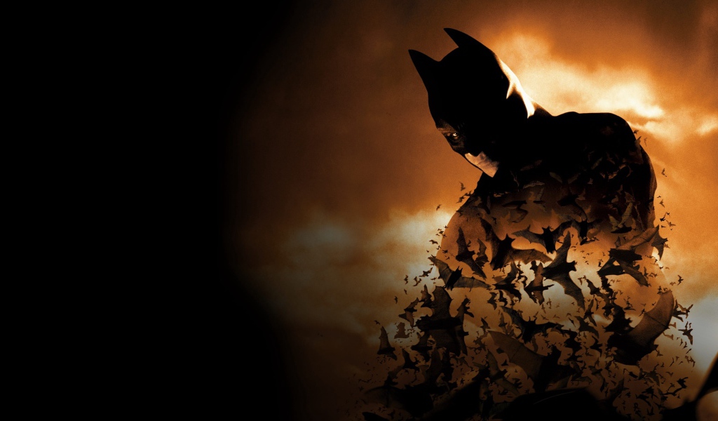 Персонаж фильма Бэтмен при свете луны