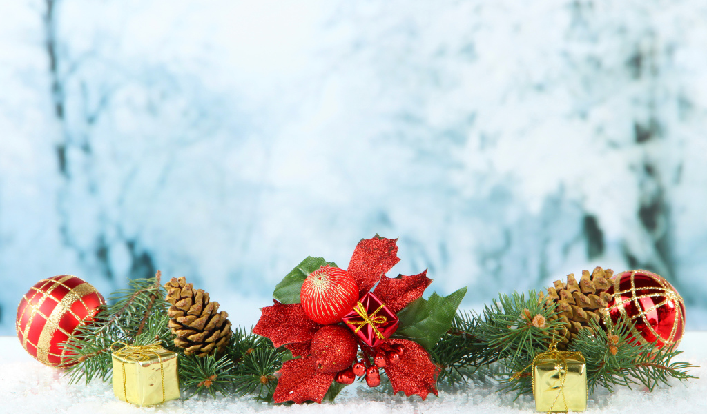 Красивый шаблон для Новогодней открытки с елочными украшениями