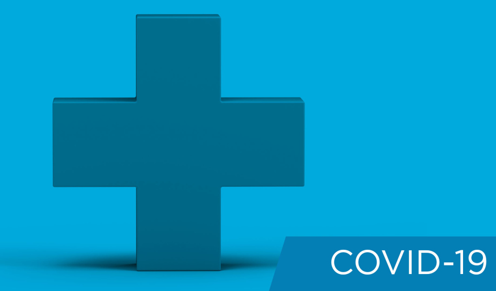  Крест и надпись Covid-19 на голубом фоне, пандемия коронавирус