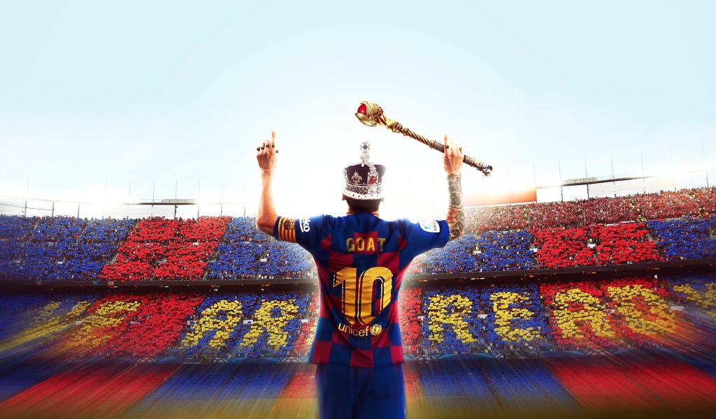 Футболист Лионель Месси в короне со скипетром на стадионе