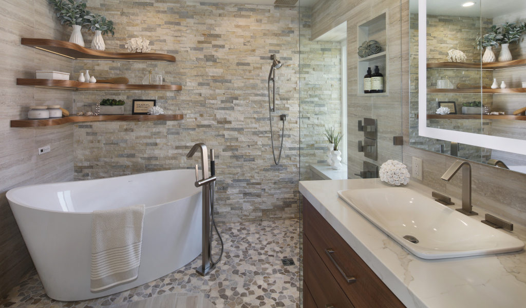 Большая ванная комната с кирпичными стенами 