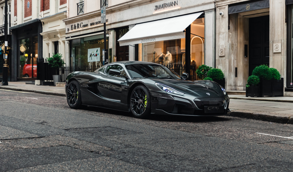 Спорткар Rimac Nevera 2021 года в городе