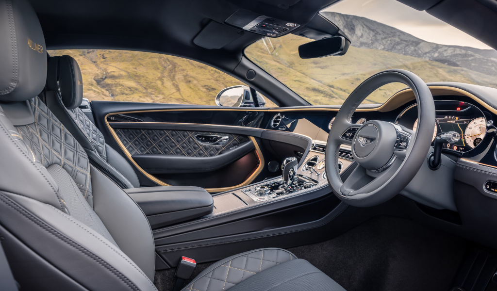 Кожаный салон автомобиля Bentley Continental GT Mulliner