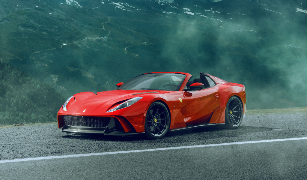 Красный Novitec Ferrari 812 GTS N-Largo 2021 года на дороге