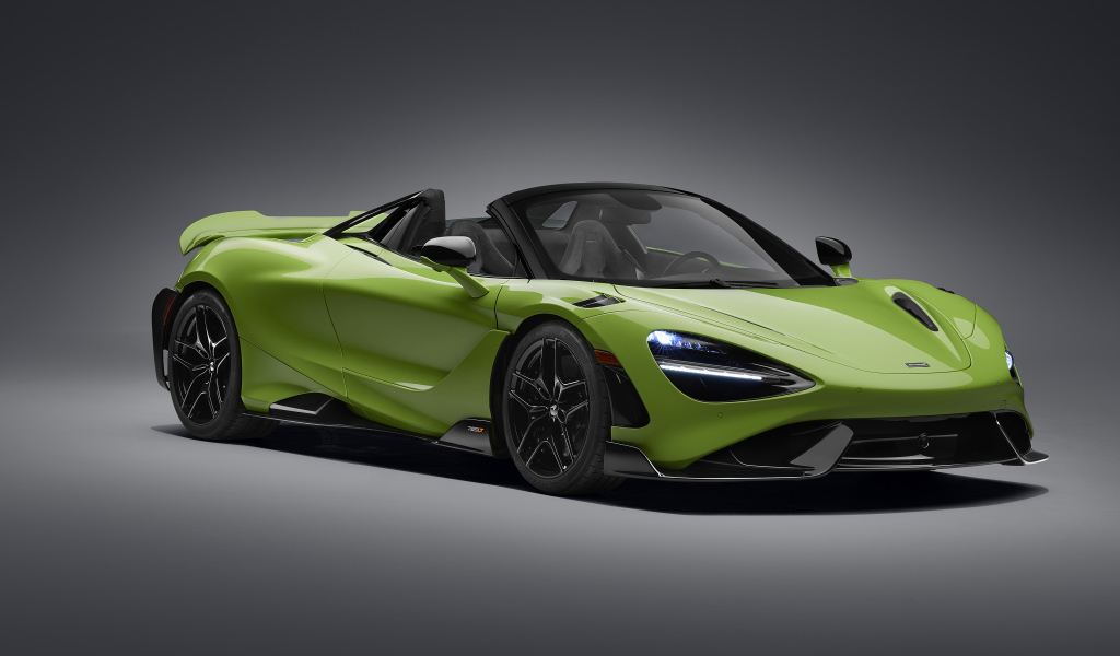 Зеленый автомобиль McLaren 765LT Spider 2022 года на сером фоне