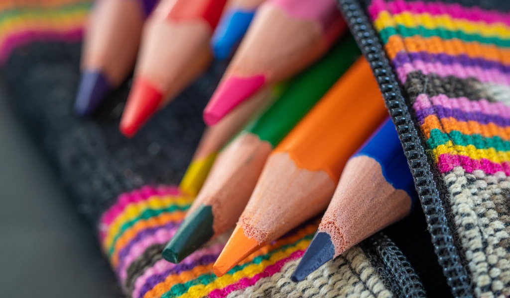 Острые заточенные карандаши в пенале