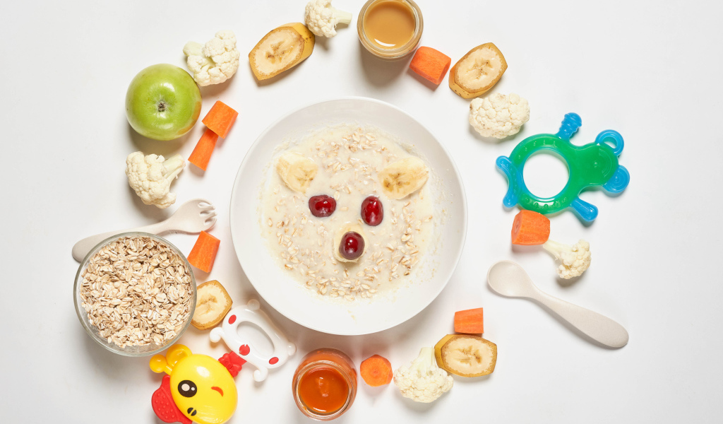 Овсяные хлопья с молоком и бананами 