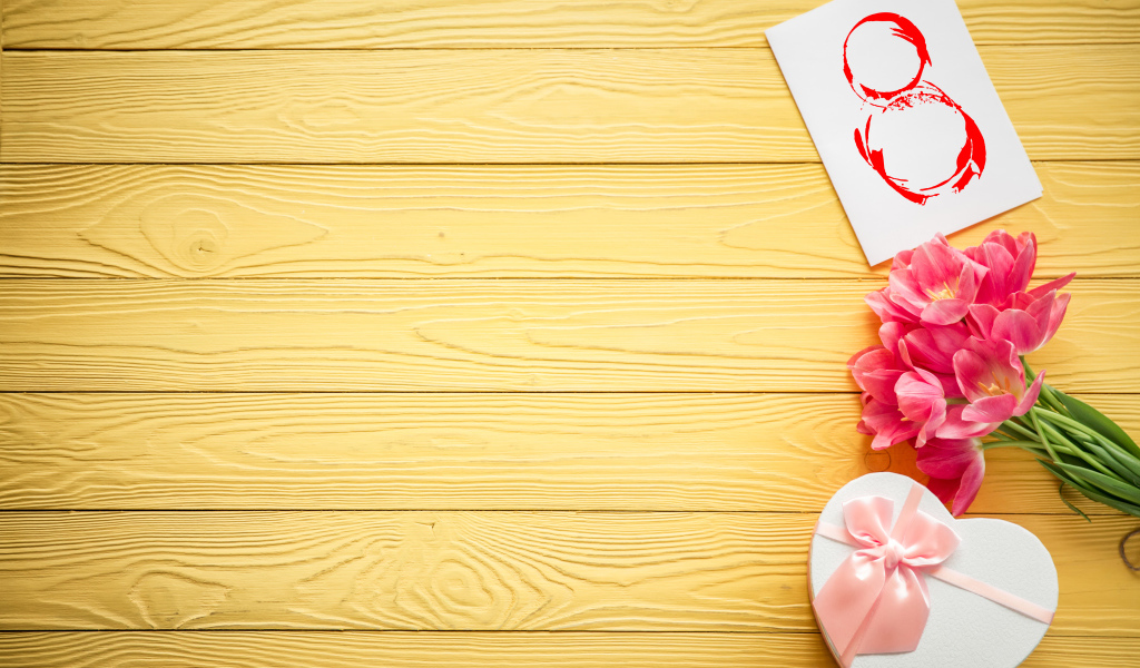 Букет тюльпанов и подарок фон для открытки на 8 марта