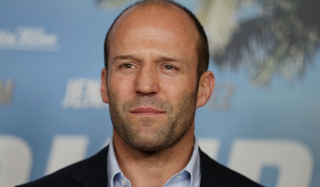 Брутальный мужчина, актер Джейсон Стэтхэм