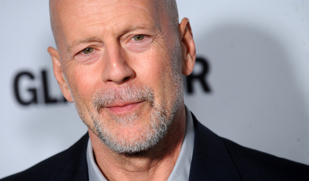 Красивый мужчина, актер Брюс Уиллис