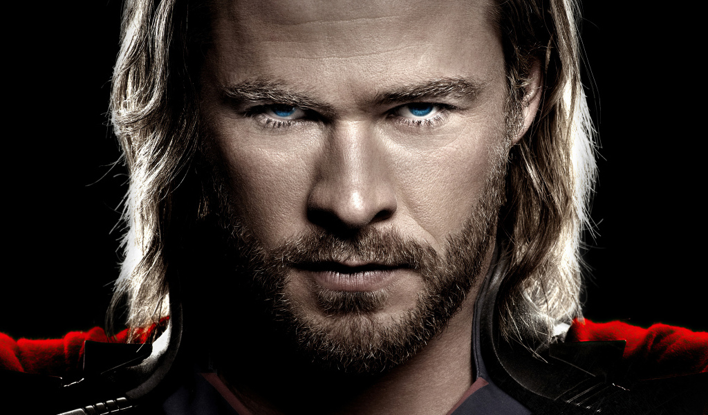 Актер Крис Хемсворт в роли Тора