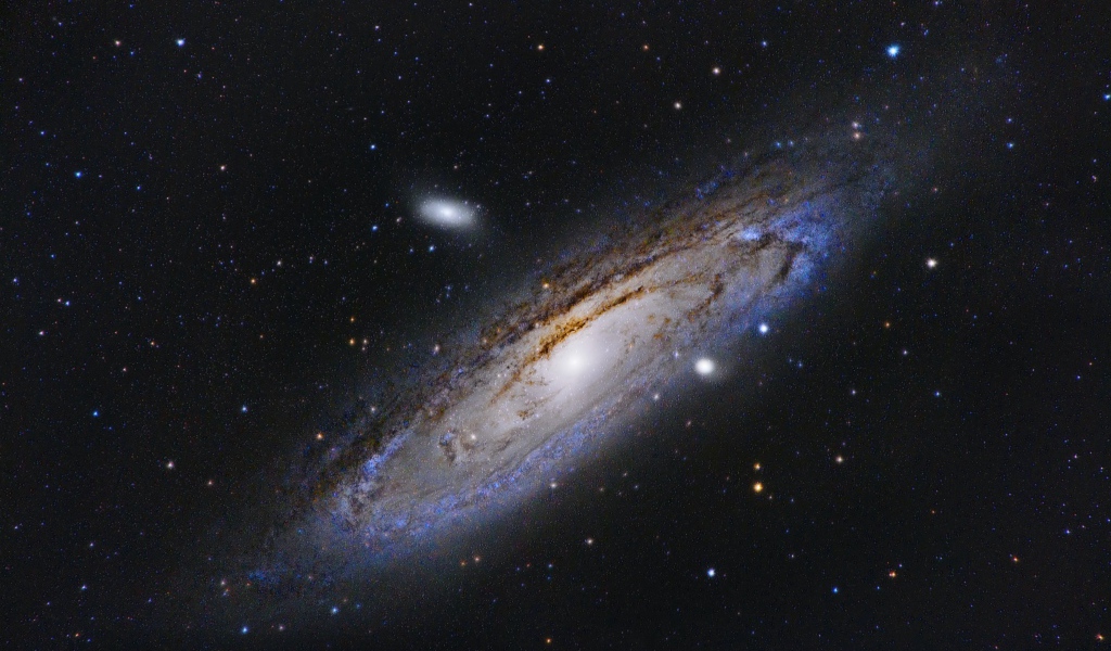 Космическая туманность Андромеды