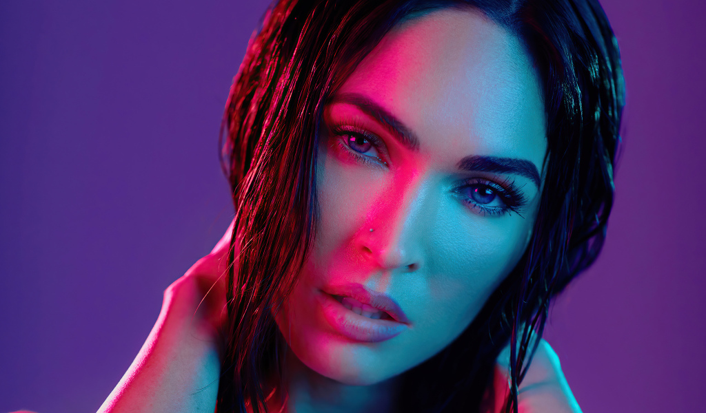 Лицо актрисы Меган Фокс крупным планом