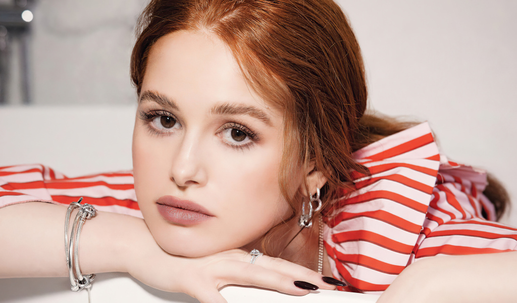 Грустный взгляд актрисы Мэделин Петш