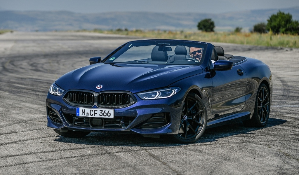 Спортивный кабриолет BMW 840i XDrive M