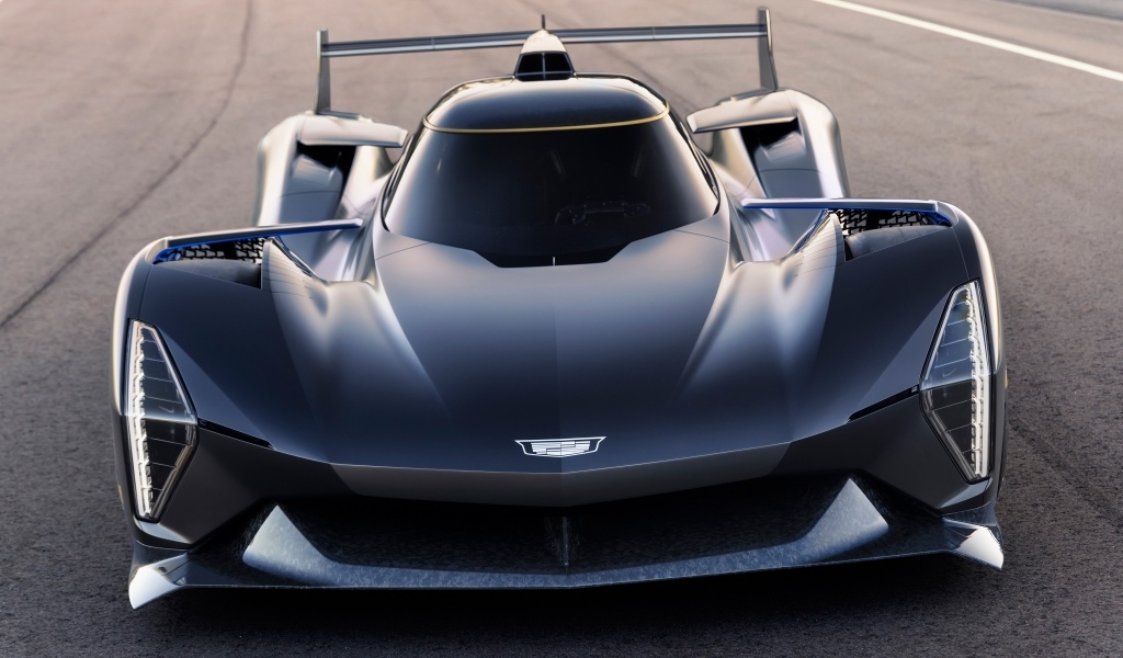 Автомобиль Cadillac Project GTP вид спереди