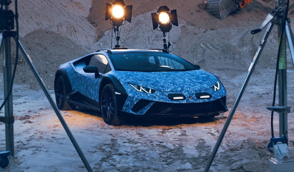 Быстрый дорогой автомобиль Lamborghini Huracán