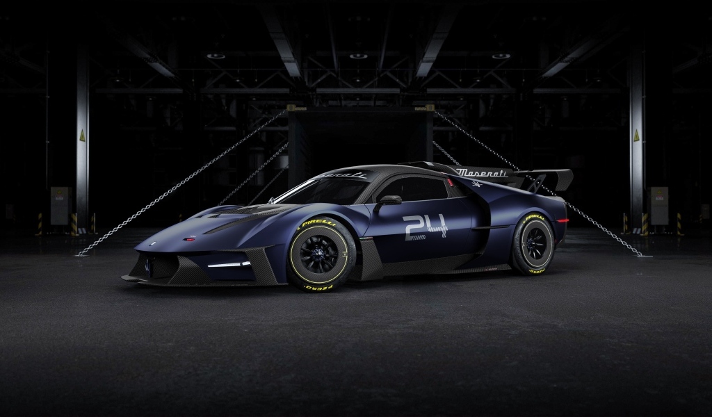 Быстрый спортивный автомобиль Maserati MCXtrema 2024 года