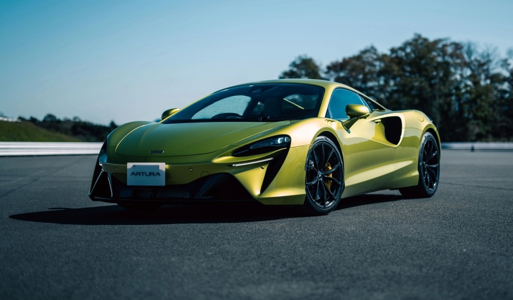 Автомобиль McLaren Artura
