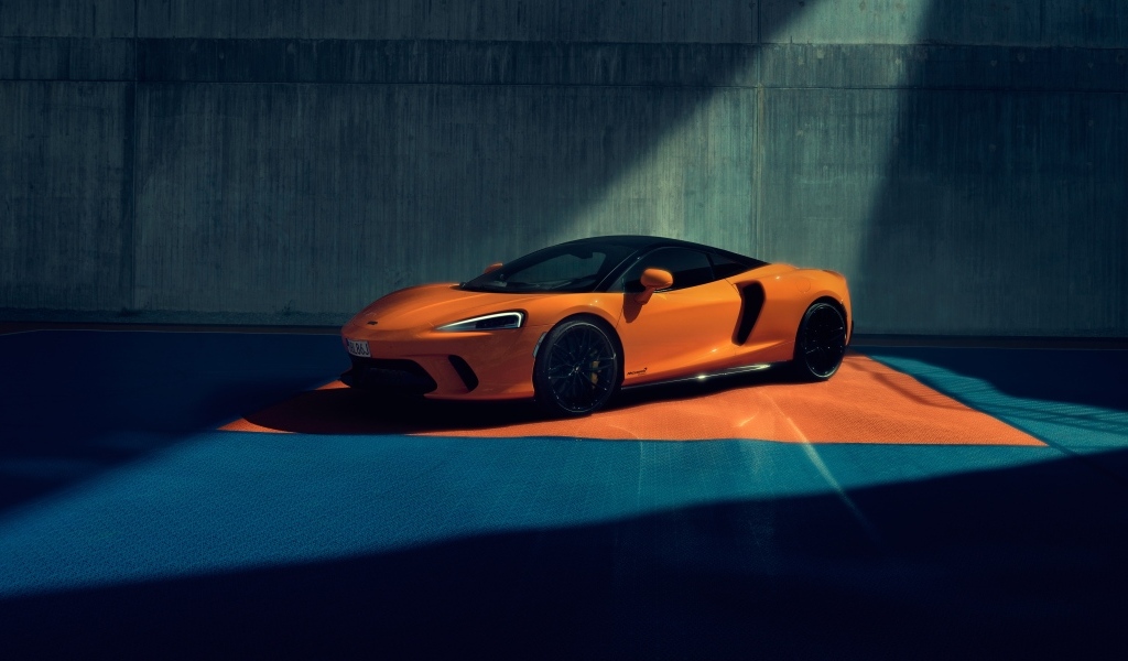 Презентация автомобиля McLaren GT