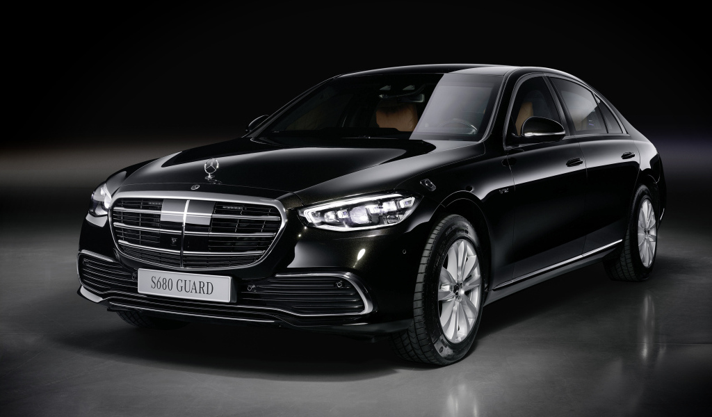 Черный Mercedes-Benz S 680 Guard 4MATIC 2023 