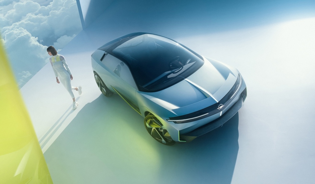 Новый автомобиль Opel Experimental