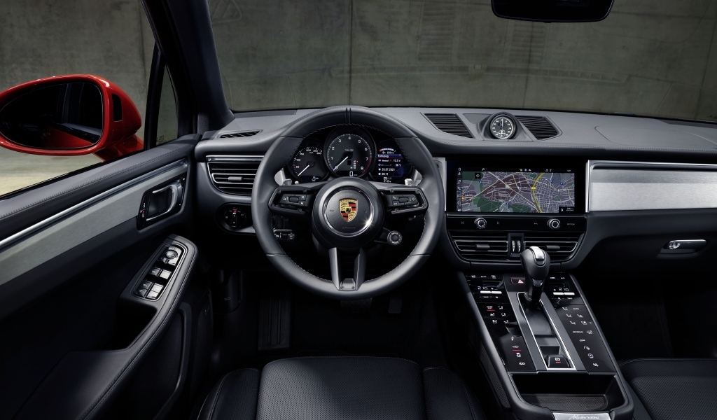 Салон Porsche Macan S 