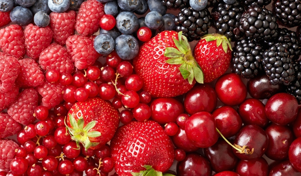 Аппетитные спелые ягоды крупным планом