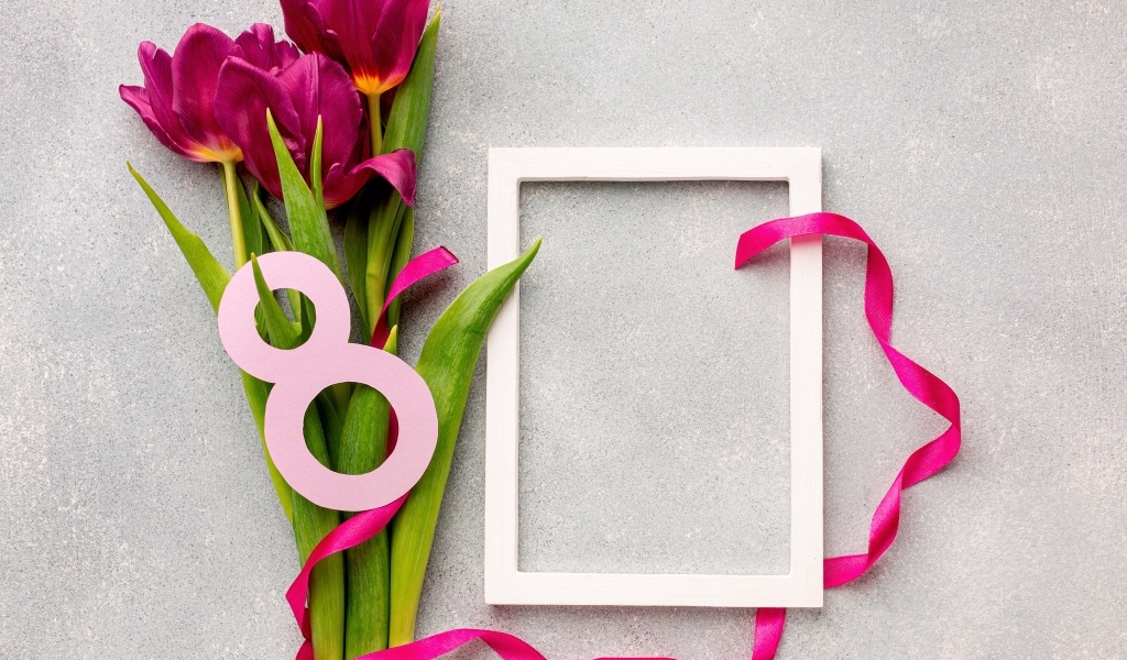 Рамка и букет тюльпанов шаблон для открытки на 8 марта