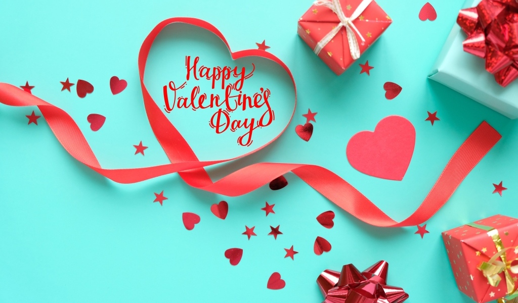 Подарки на день Святого Валентина на голубом фоне