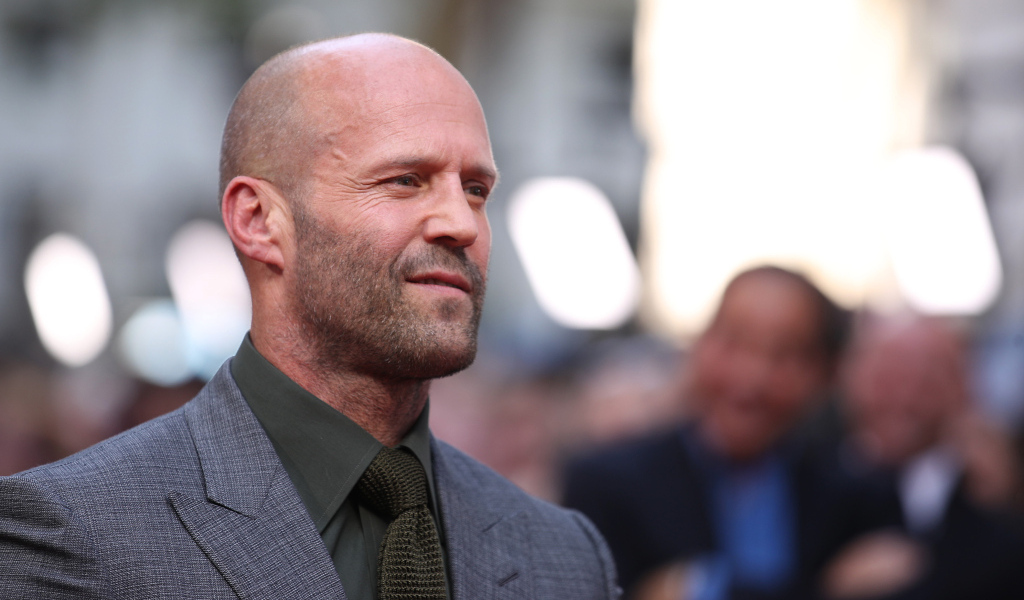 Стильный мужчина, актер Джейсон Стэтхэм