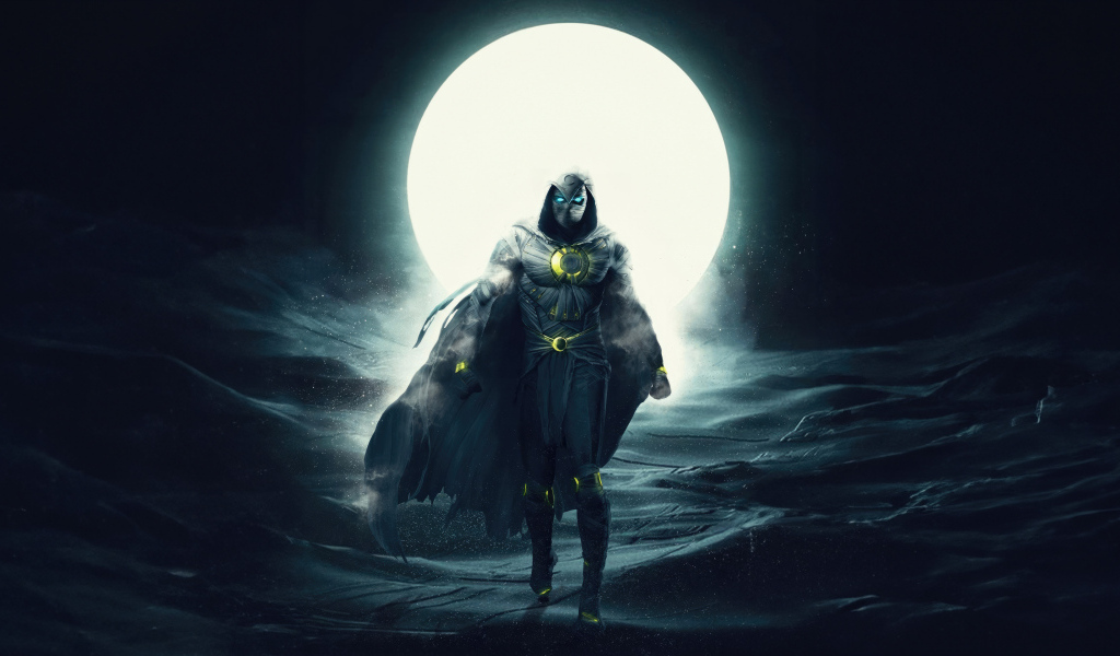 Супергерой Лунный рыцарь на фоне большой луны