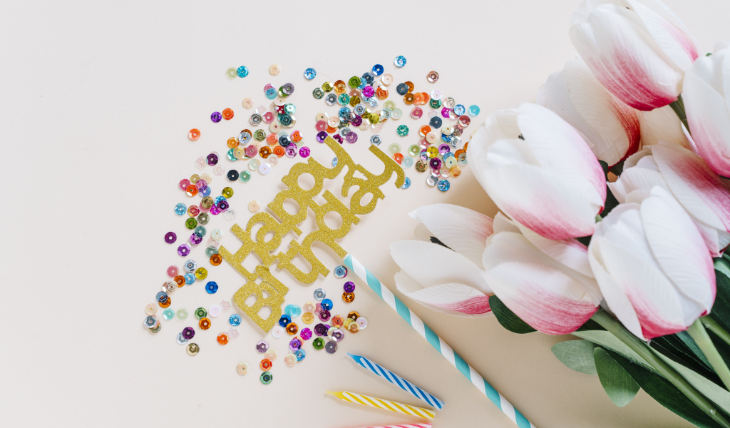 Розовые тюльпаны на день рождения