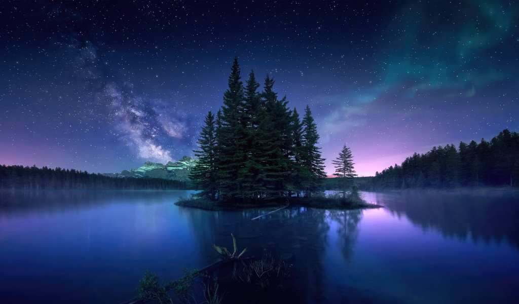 Остров с елями в озере под красивым небом