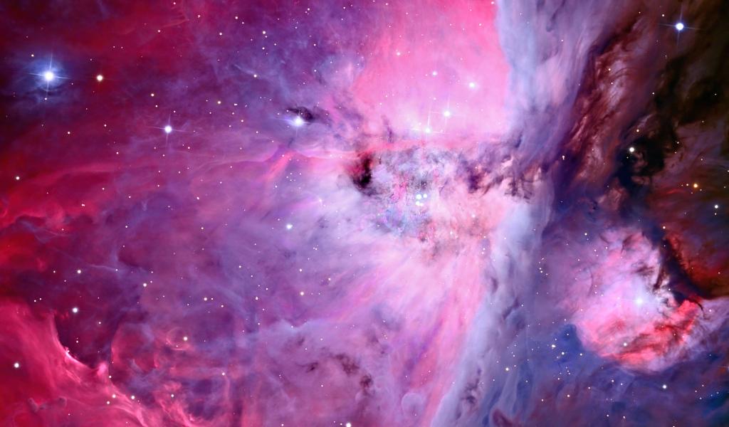 Розовая космическая туманность