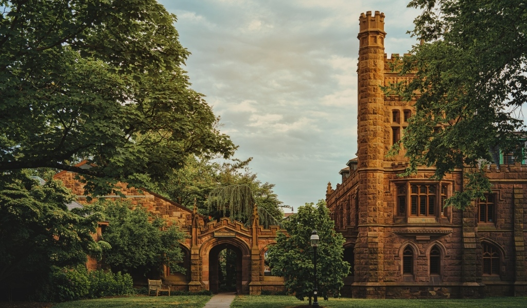 Старое здание Принстонский университет, США