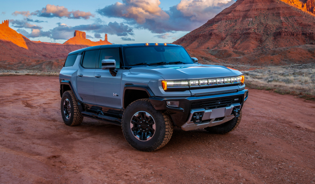 Автомобиль GMC Hummer EV 2024 года