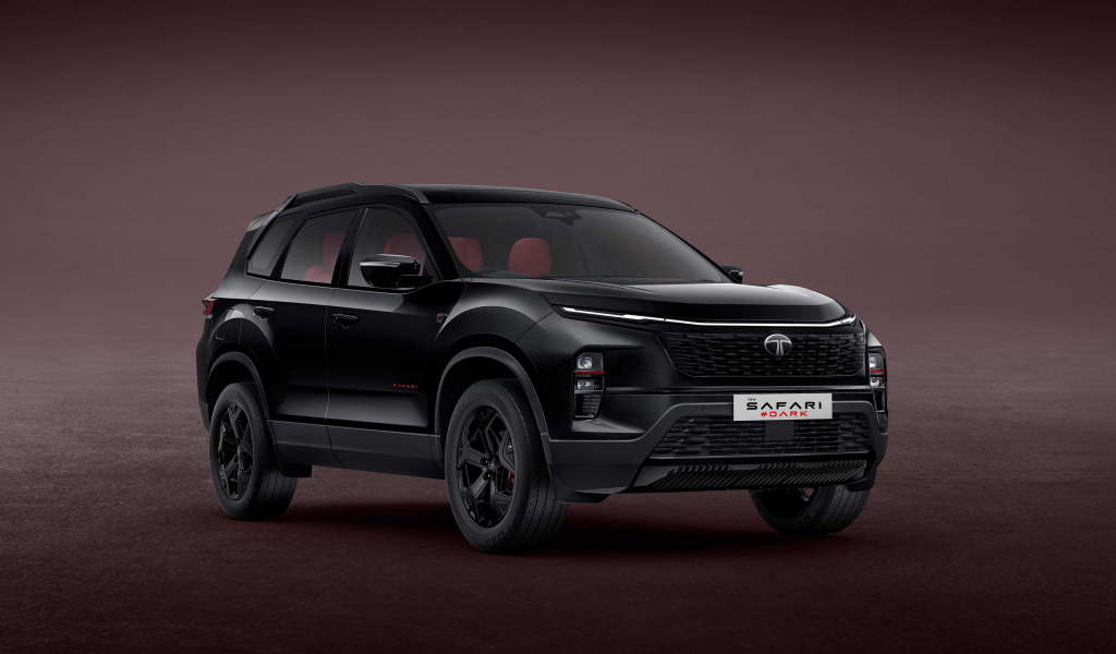 Черный внедорожник Tata Safari DARK Concept 2024 года