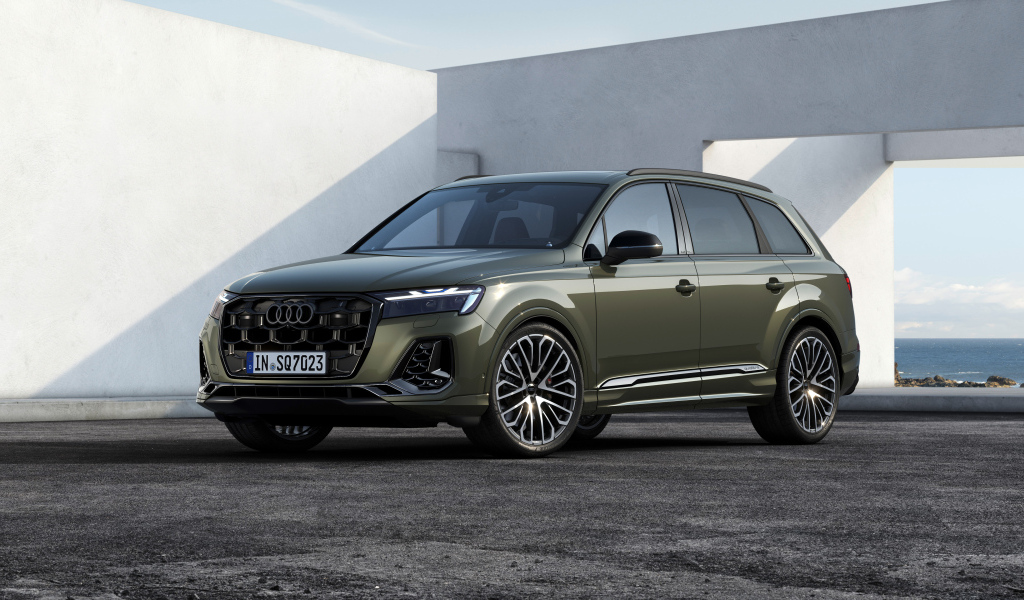 Автомобиль Audi SQ7 TFSI 2024 года