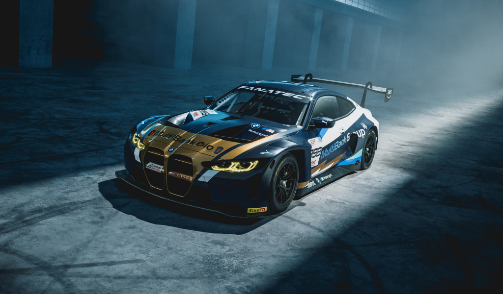 Гоночный автомобиль BMW M4 GT3 Endurance Cup